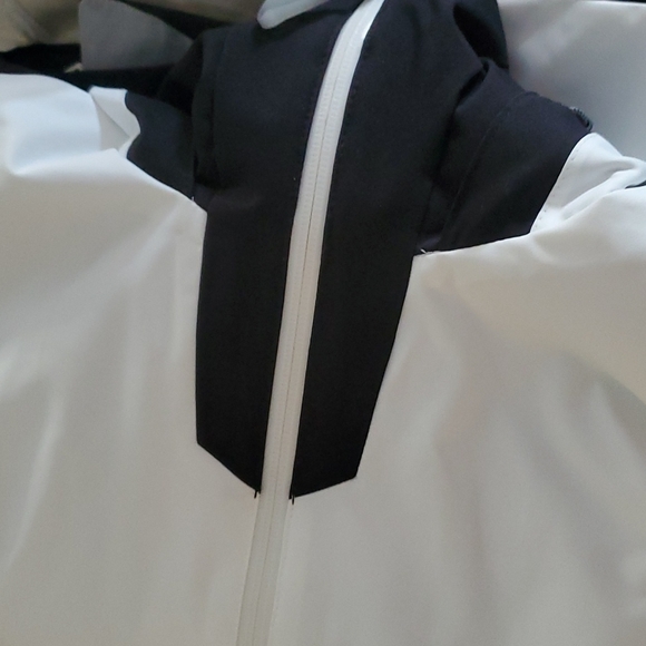 Obermeyer Ski Snowboard Jacket Size 10 NEW! - Picture 6 of 7